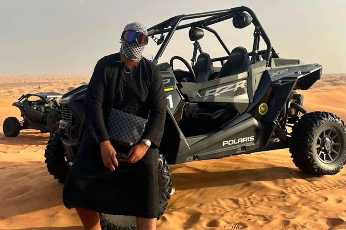 Red Dunes Afternoon Buggy